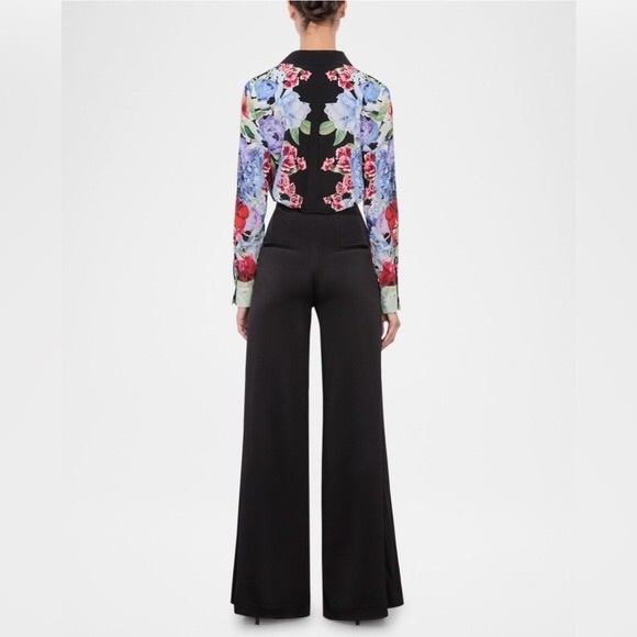 Alice + Olivia Brady Button-Front Top. - Picture 3 of 14